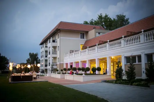 Arcanum Hotel, B�k�scsaba, Gyula - 18 km