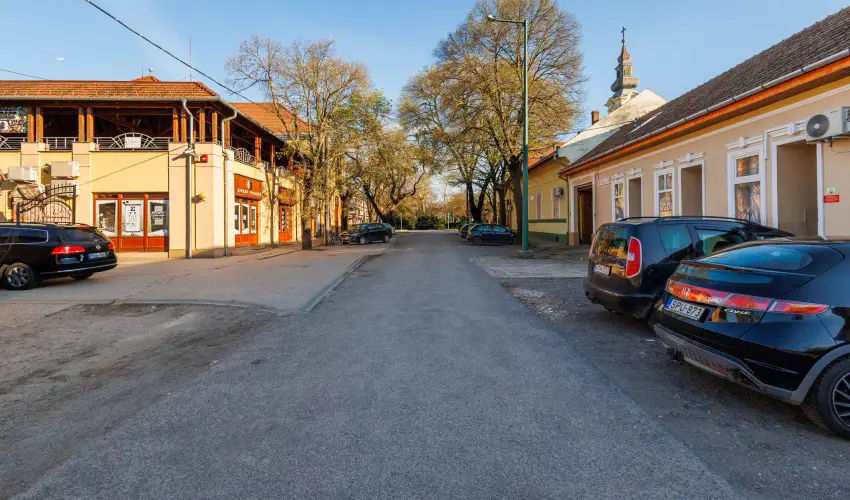 B�k�si Apartmanok B�k�s