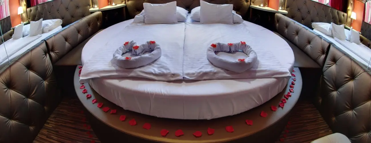 Corvin Hotel Gyula - Mjus 1. (min. 2 j)