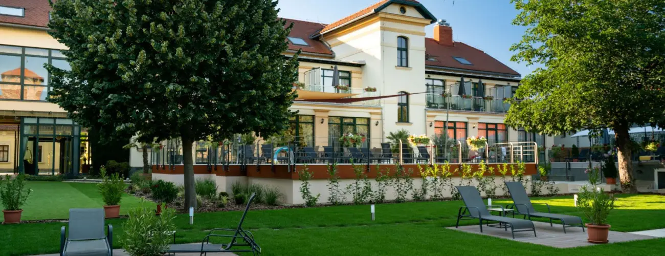 Elizabeth Hotel Gyula - Napi rak bfreggelivel (1 jtl)