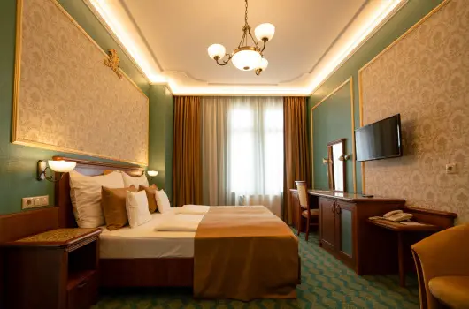 Elizabeth Hotel, Gyula