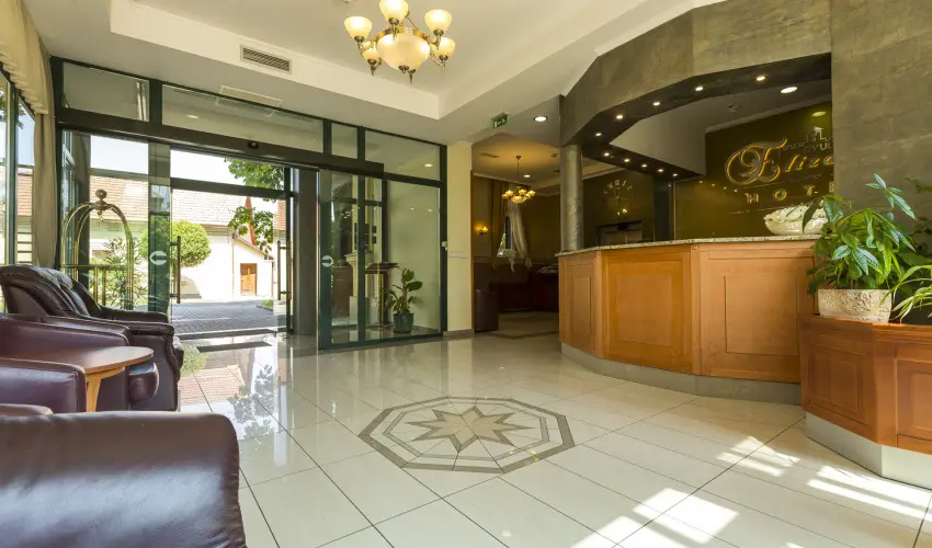 Elizabeth Hotel Gyula