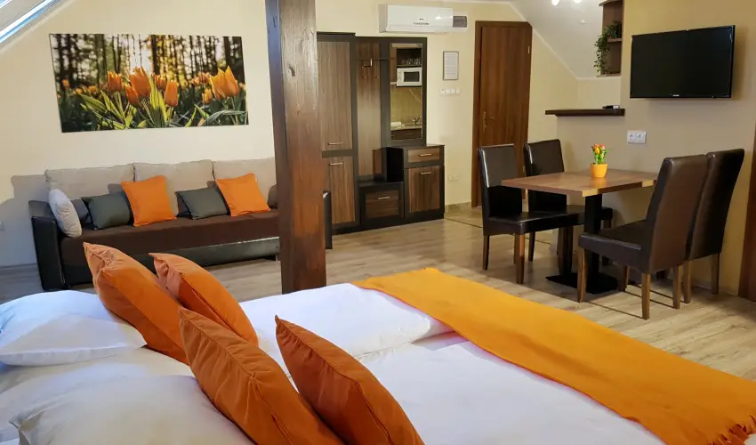 Gellny Lux Apartman Gyula