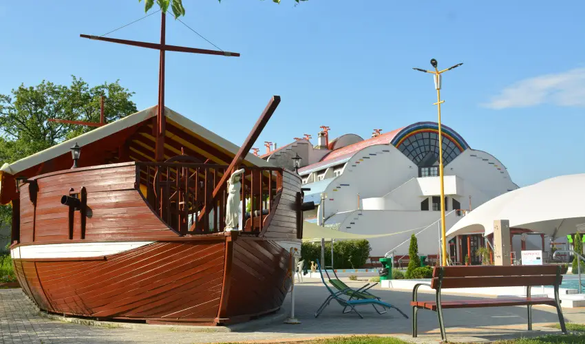 H�forr�s �d�l�- �s Lak�ssz�vetkezet Gyula