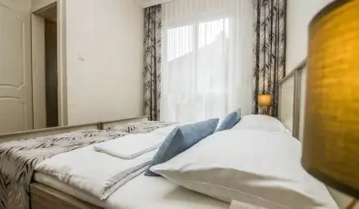 J�rja Panzi� Hajd�szoboszl�