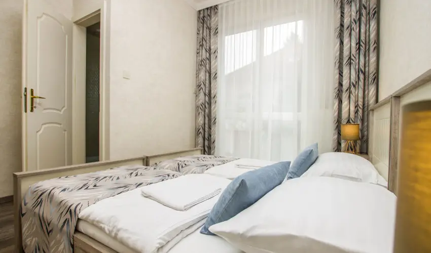 J�rja Panzi� Hajd�szoboszl�