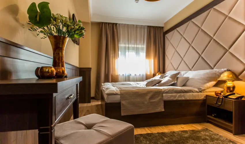 Komló Hotel Gyula