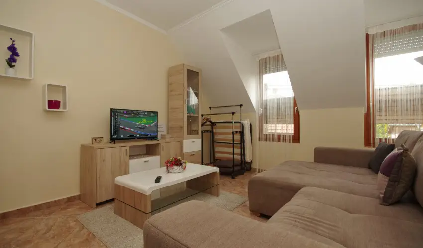 Szamcs Apartman Gyula