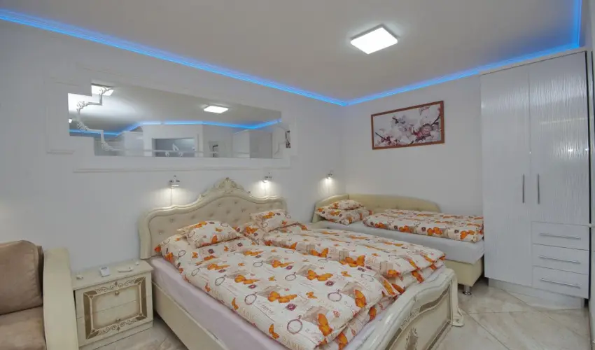 Veronika Apartman De Luxe Gyula