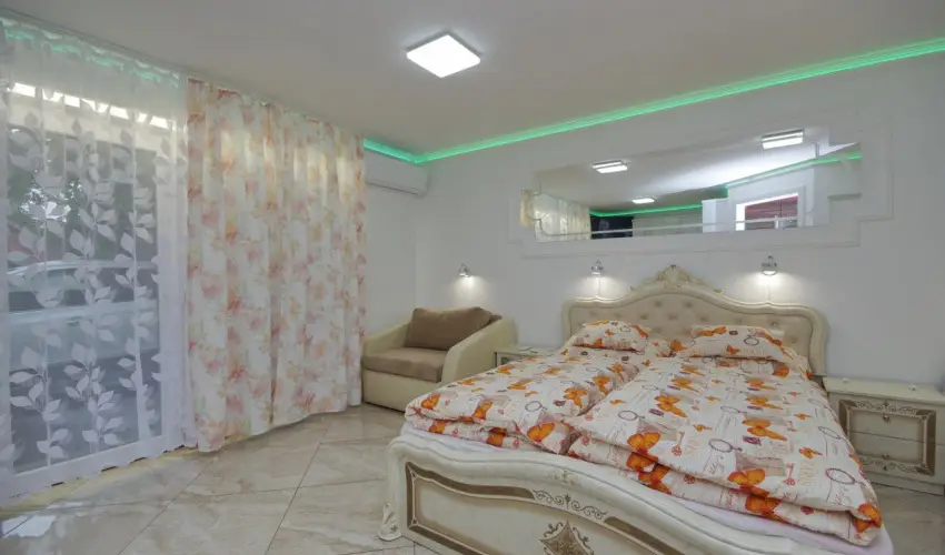 Veronika Apartman De Luxe Gyula